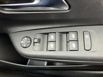 Vauxhall Corsa 1.2 Turbo Design 5dr Auto