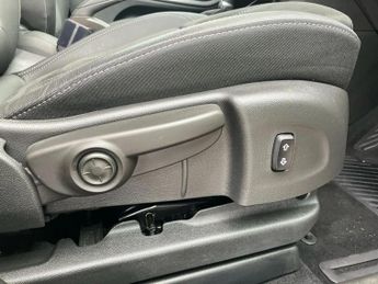 Vauxhall Crossland 1.5 Turbo D [120] Ultimate 5dr Auto