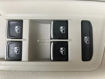 Volkswagen Tiguan 2.0 TSI 4Motion Elegance 5dr DSG