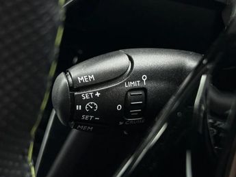 Peugeot 2008 100kW GT 50kWh 5dr Auto