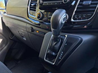 Ford Transit Custom 2.0 EcoBlue 170ps Low Roof Limited Van Auto