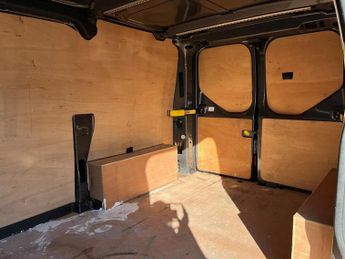 Ford Transit Custom 2.0 EcoBlue 170ps Low Roof Limited Van Auto