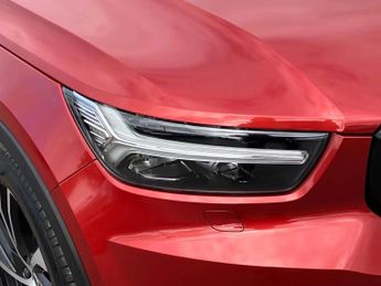 Volvo Xc40 2.0 B4P R DESIGN Pro 5dr Auto