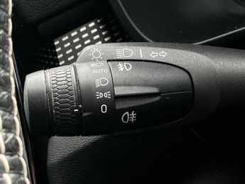 Volvo Xc40 2.0 B4P R DESIGN Pro 5dr Auto