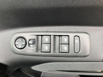 Peugeot Rifter 100kW GT 50kWh [7 Seats] 5dr Auto