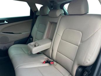Hyundai Tucson 1.7 CRDi Blue Drive Premium 5dr 2WD DCT