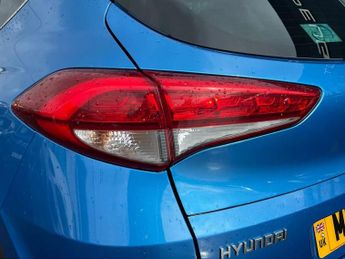 Hyundai Tucson 1.7 CRDi Blue Drive Premium 5dr 2WD DCT