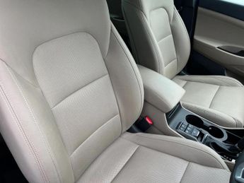 Hyundai Tucson 1.7 CRDi Blue Drive Premium 5dr 2WD DCT