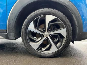 Hyundai Tucson 1.7 CRDi Blue Drive Premium 5dr 2WD DCT
