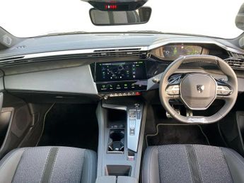 Peugeot 308 1.2 Hybrid 136 GT 5dr e-DSC6