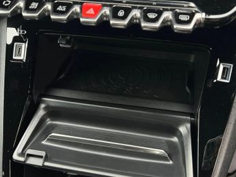 Peugeot 2008 100kW GT Premium 50kWh 5dr Auto