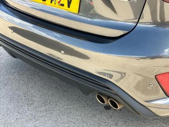 Ford Focus 1.0 EcoBoost Hybrid mHEV ST-Line X 5dr Auto