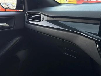 Ford Focus 2022.50 Focus ST-Line Vignale 5 door 1.0L EcoBoost 155PS mHEV FWD 7 Spee
