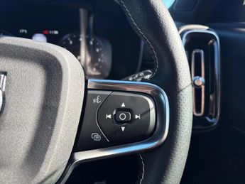 Volvo Xc40 1.5 T3 [163] R DESIGN 5dr Geartronic