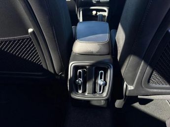 Volvo Xc40 1.5 T3 [163] R DESIGN 5dr Geartronic