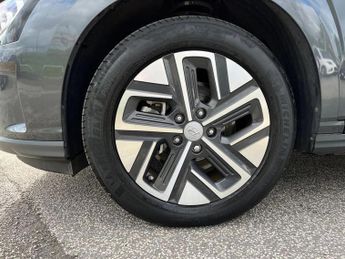 Hyundai Kona 100kW Premium 39kWh 5dr Auto