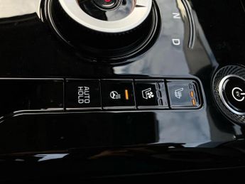 Kia Niro 150kW 4 65kWh 5dr Auto