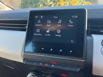 Renault Clio 1.6 E-TECH Hybrid 140 S Edition 5dr Auto