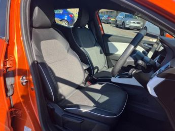 Renault Clio 1.6 E-TECH Hybrid 140 S Edition 5dr Auto