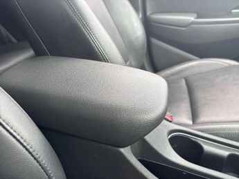 Hyundai Kona 1.6 h-GDi Ultimate SUV 5dr Petrol Hybrid DCT Euro 6 (s/s) (141 p