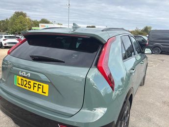 Kia Niro 150kW 4 65kWh 5dr Auto