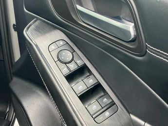 Nissan Qashqai 1.3 DiG-T MH 158 N-Connecta 5dr Xtronic