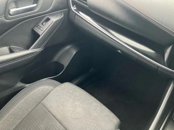 Nissan Qashqai 1.3 DiG-T MH 158 N-Connecta 5dr Xtronic