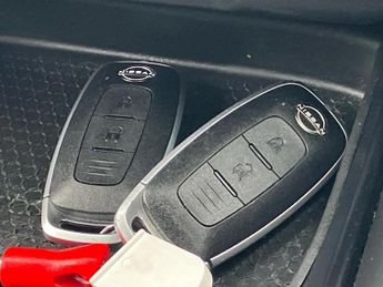 Nissan Qashqai 1.3 DiG-T MH 158 N-Connecta 5dr Xtronic