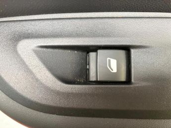 Peugeot 2008 1.2 PureTech 130 Allure Premium+ 5dr EAT8