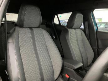 Peugeot 2008 100kW Allure 50kWh 5dr Auto