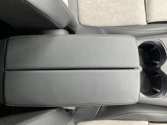 Peugeot 3008 1.6 Hybrid4 300 GT Premium 5dr e-EAT8