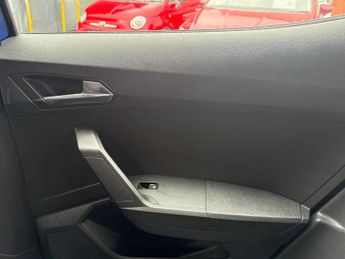 SEAT Arona 1.0 TSI 110 SE Technology [EZ] 5dr DSG