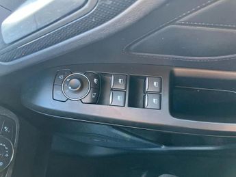Ford Focus 2023.25 Focus ST-Line 5 door 1.0L EcoBoost 155PS mHEV FWD 7 Speed PowerS