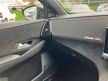 DS Ds 7 Crossback 1.6 E-TENSE 4X4 Performance Line + 5dr EAT8