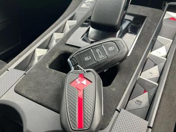 DS Ds 7 Crossback 1.6 E-TENSE 4X4 Performance Line + 5dr EAT8