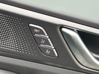 Hyundai Ioniq 1.6 GDi Hybrid Premium SE 5dr DCT
