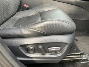 Toyota C-HR 1.8 Hybrid Excel 5dr CVT