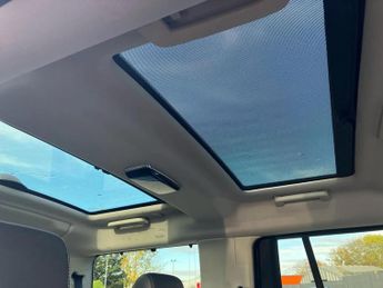 Land Rover Discovery 3.0 SDV6 HSE Luxury 5dr Auto