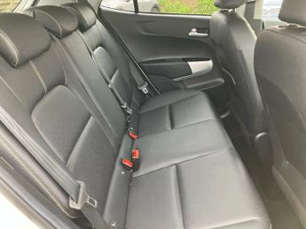 Kia Picanto 1.0 X-Line 5dr Auto