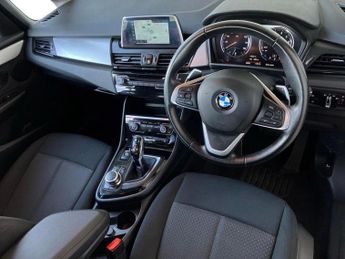 BMW 2 Series 220i SE 5dr DCT
