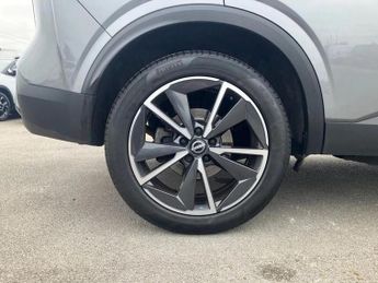 Nissan Qashqai 1.3 DiG-T MH 158 Tekna 5dr Xtronic