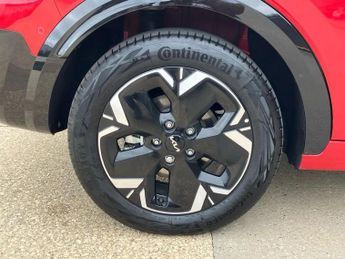 Kia Niro 150kW 4 65kWh 5dr Auto