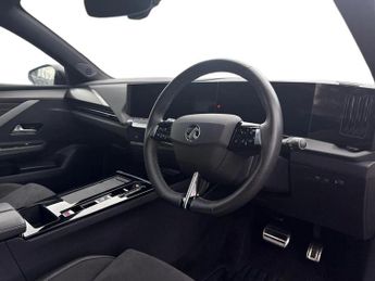 Vauxhall Astra 115kW Ultimate 54kWh 5dr Auto