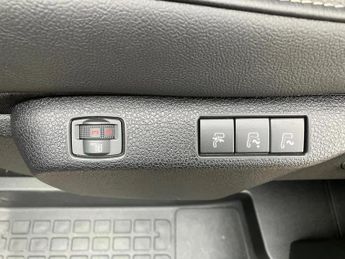 Vauxhall Vivaro Life 100kW Ultimate 75kWh 5dr Auto