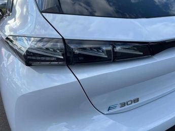 Peugeot 308 115kW GT 54kWh 5dr Auto