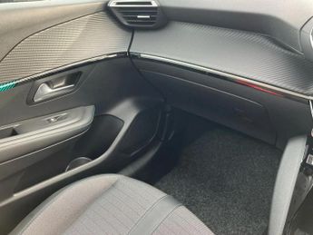 Peugeot 208 1.2 PureTech 100 Allure Premium + 5dr EAT8
