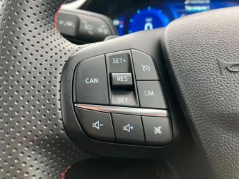 Ford Puma 1.0 EcoBoost Hybrid mHEV ST-Line 5dr DCT