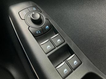 Ford Puma 1.0 EcoBoost Hybrid mHEV ST-Line 5dr DCT