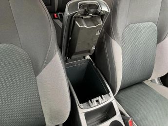 Nissan Qashqai 1.3 DiG-T 160 N-Connecta 5dr DCT