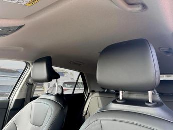 Kia Niro 150kW 3 65kWh 5dr Auto